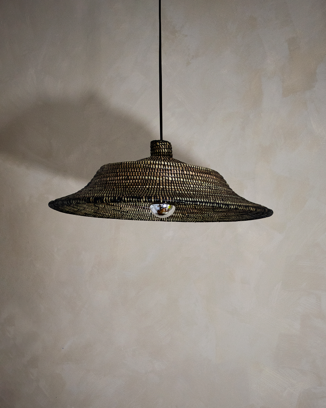 Suspension Lumineuse “Lueur Absolue”